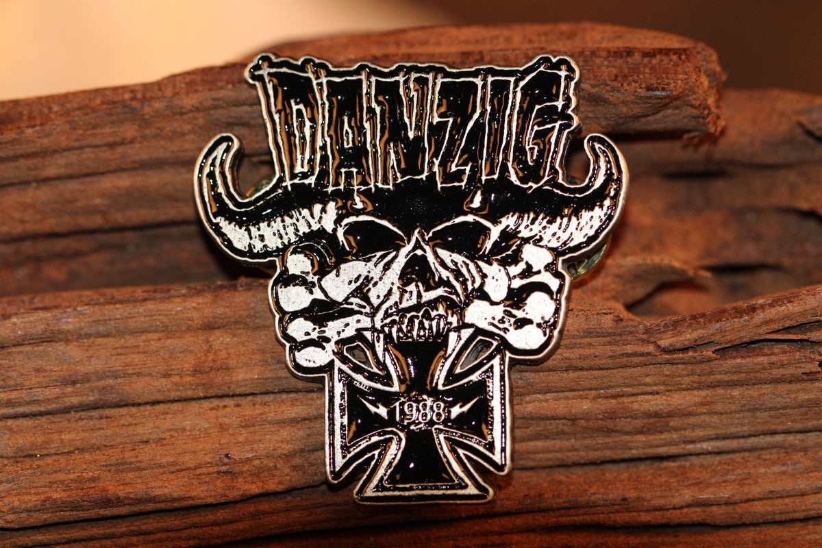 Danzig – metal pins and badges