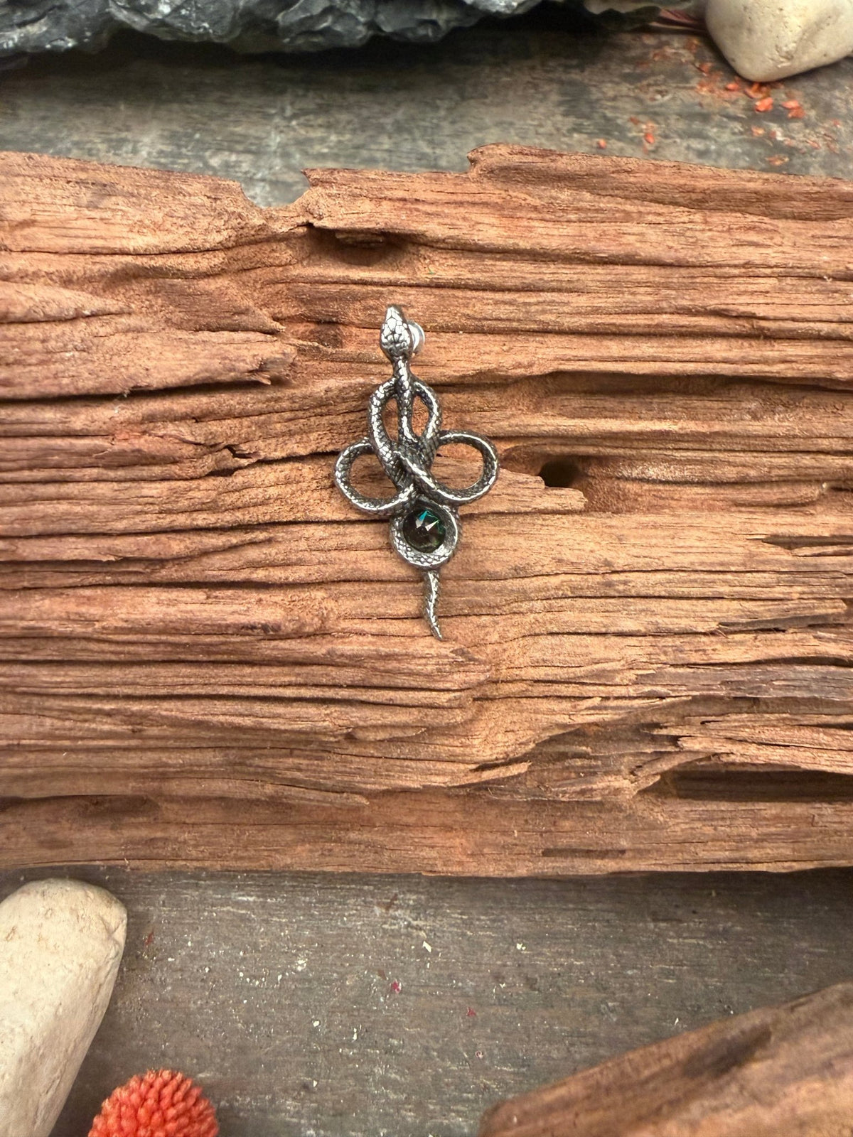 Serpent With Stone - Hellgate