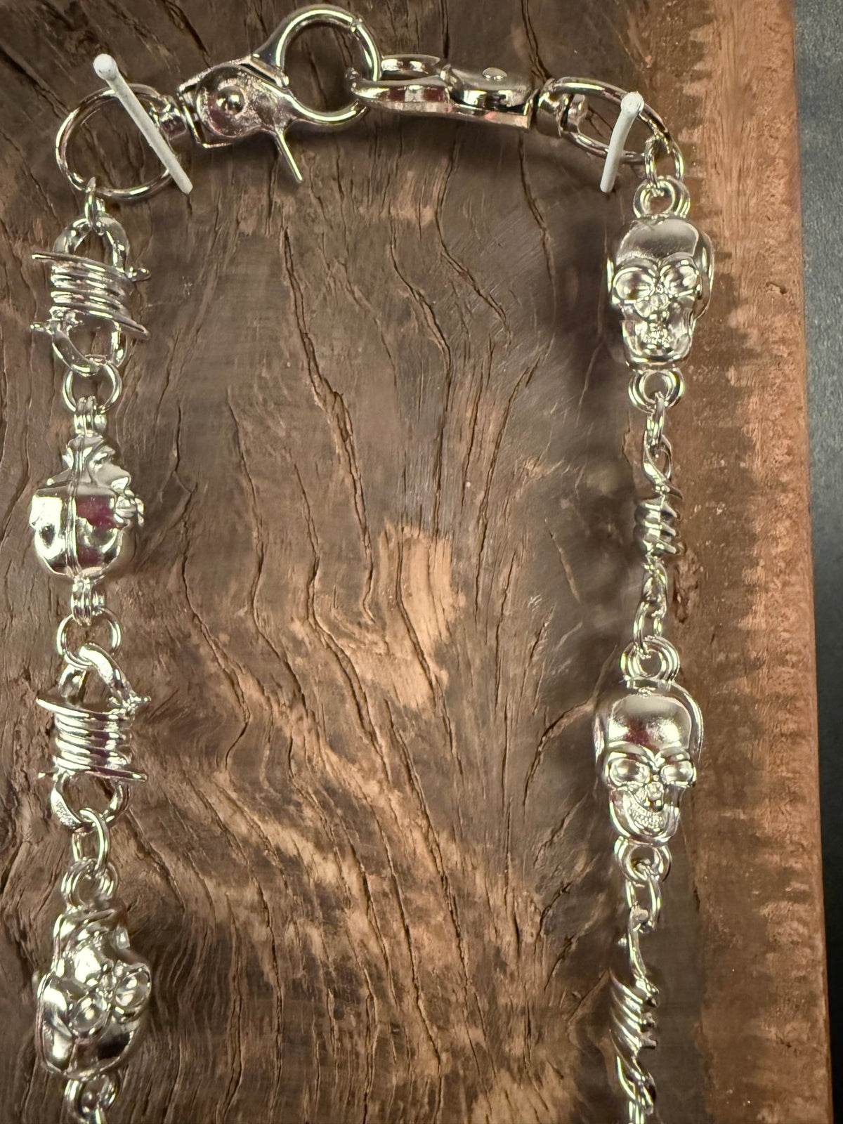 Skulls & Barb Wire - Hellgate