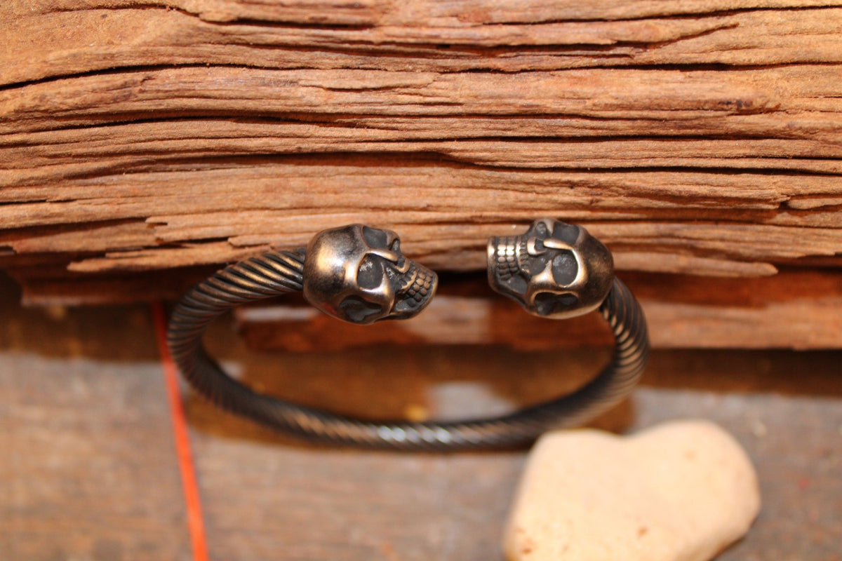 Silver Skull Bangle - Hellgate